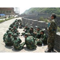 青少年军训基地 有口碑的学生军训郑州育才培训提供
